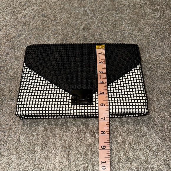 Loeffler Randall Black and White clutch - Picture 5 of 7